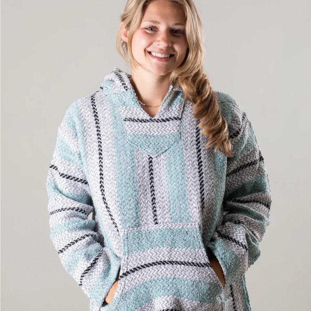 Cute comfy drug rug! size M